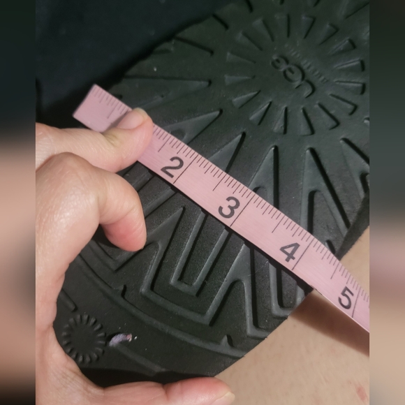 UGG Black Sheepskin Winter Boots - Picture 7 of 8